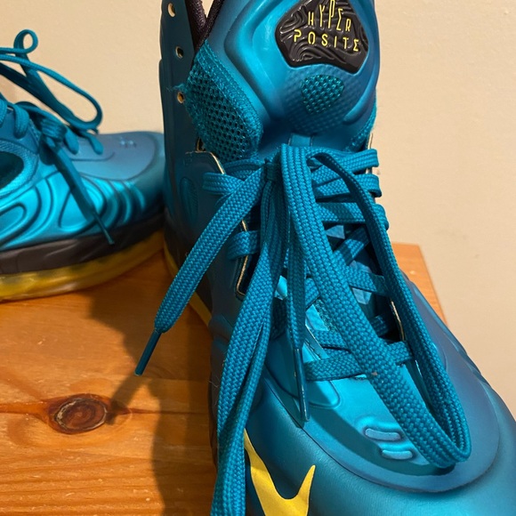 Nike Air Max Hyperposite - Picture 7 of 15